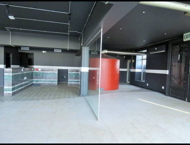 510M² BUSINESS TO LET IN SOMERSET WEST CENTRAL